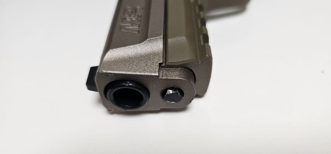 東京マルイ　M&P9 Vcustom スペアマガジン付き