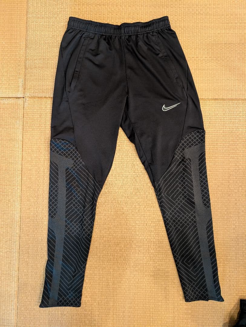 Nike DRI-FIT ストライク４点セットスリムフィットジャージ ブラック