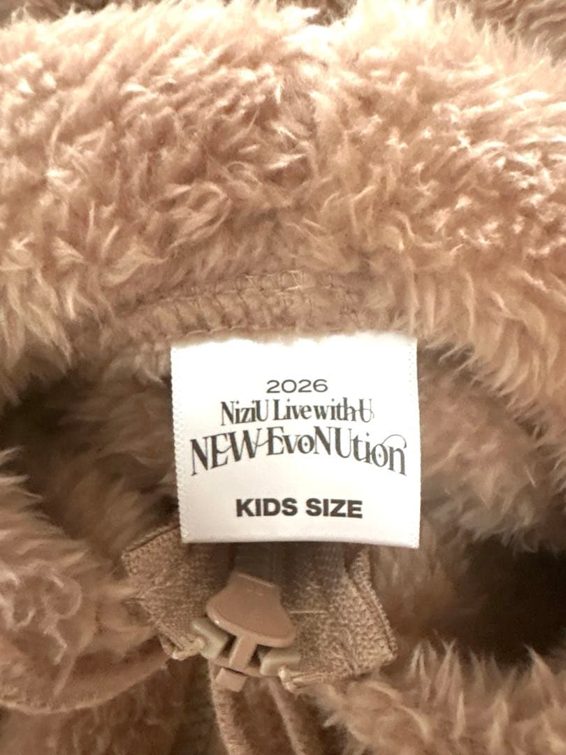 NiziU フーディー KIDS 2026 NEW EvoNUtion