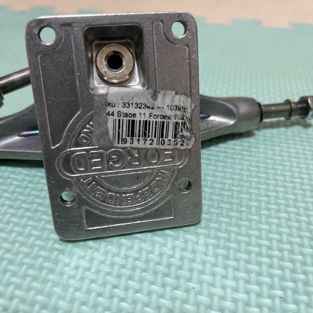 independentトラック144 titanium スケートボード　⒏25
