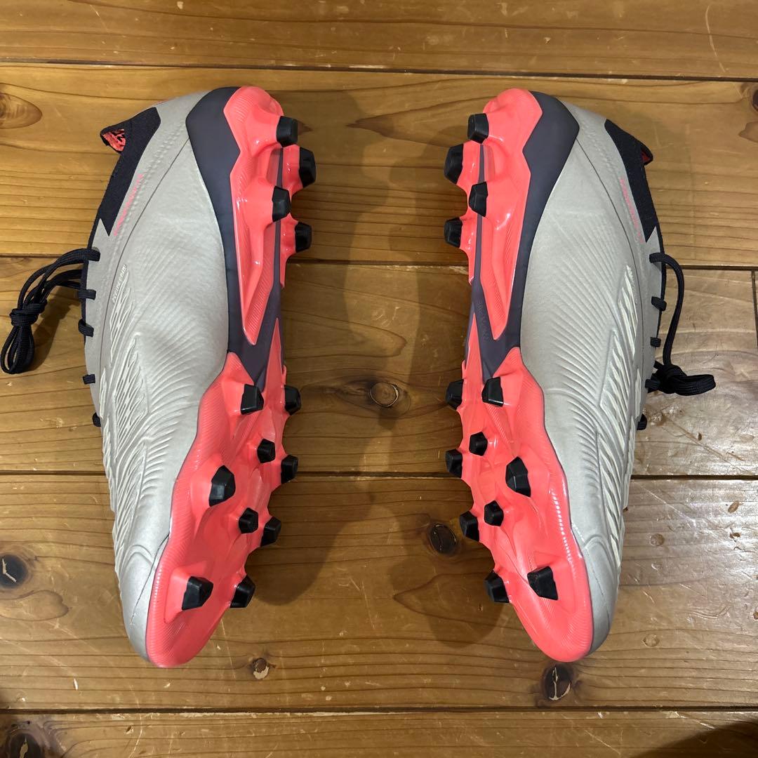 adidas プレデター　ELITE HG/AG JAPAN