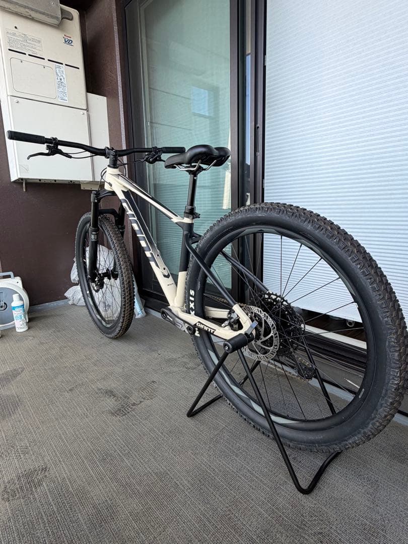 手渡しのみ GIANT FATHOM2 【シマノDEORE XTブレーキカスタム