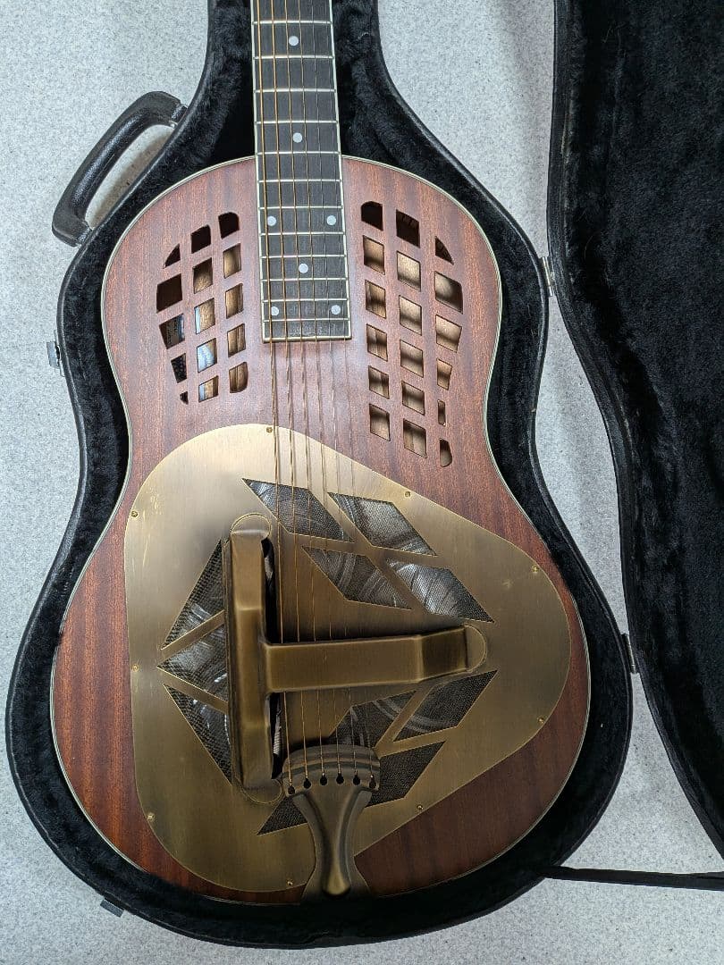 Delta Express Tricorn Wood　リゾネータートライコーン