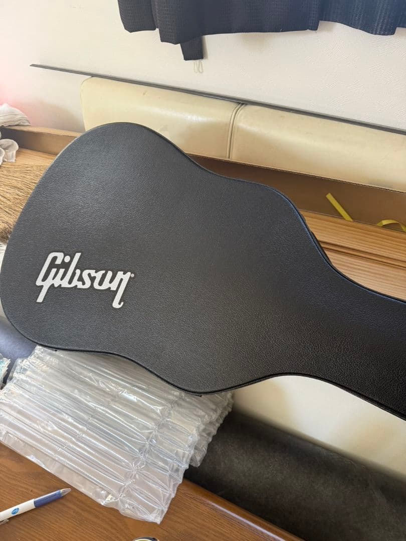 Gibson J-45 レッドアコースティックギター　左用
