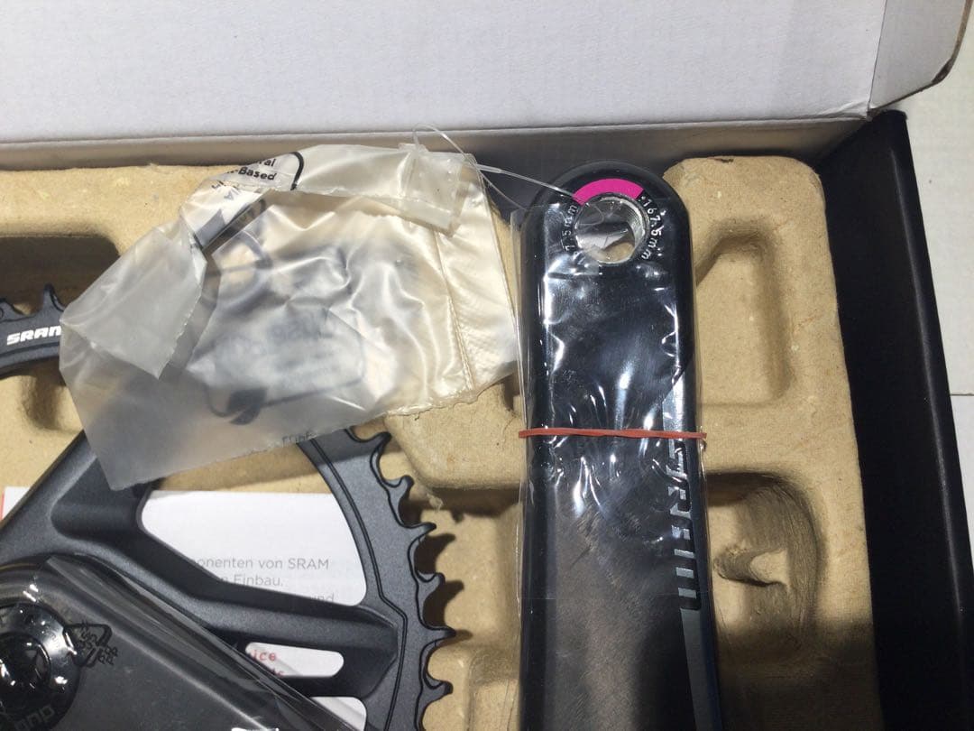 SRAM RED AXSクランクセット 167.5mm 46t フロントシングル