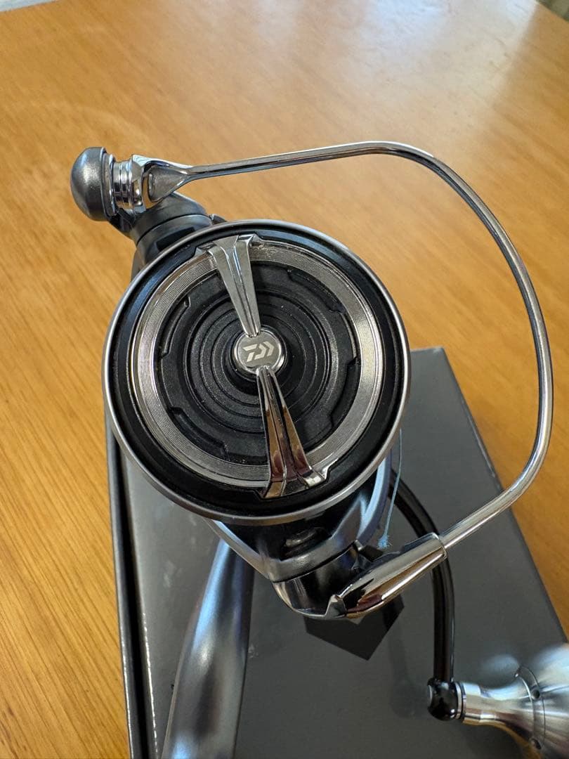 DAIWA 25CALDIA LT4000-CXH スピニングリール
