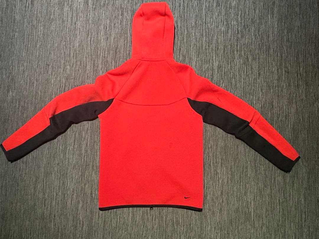 NIKE テックフリース　赤黒　S 正規品　希少品