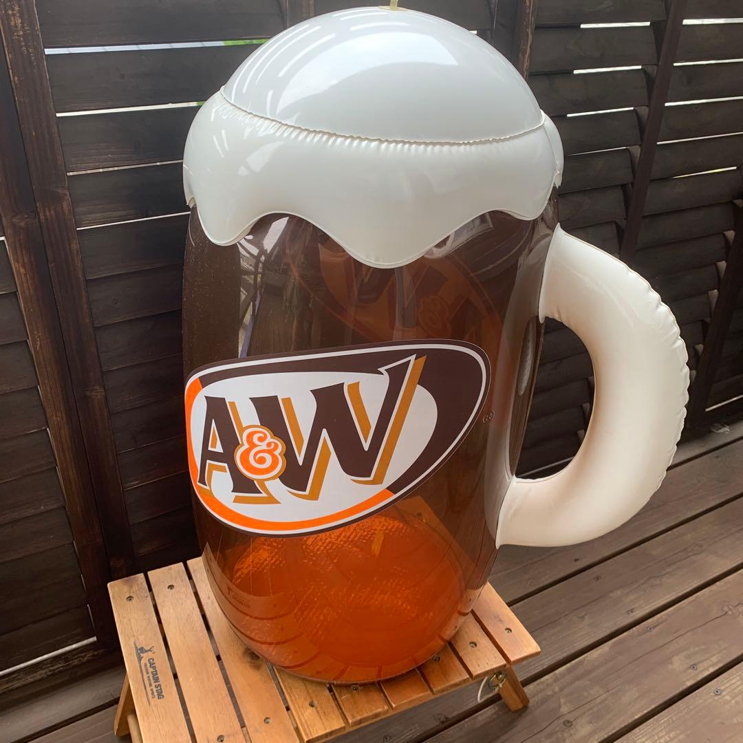 A&W ビールジョッキ型インフレータブル