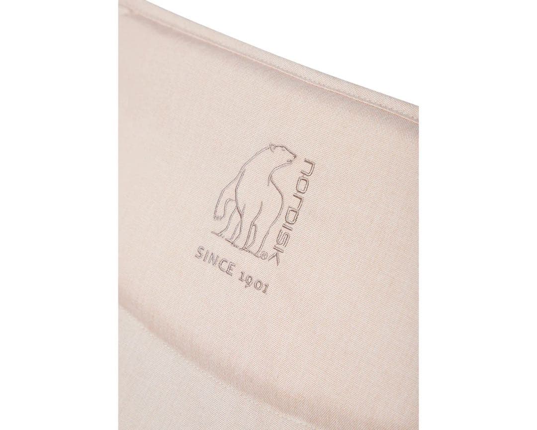 ノルディスク　KONGELUND LOUNGE CHAIR
