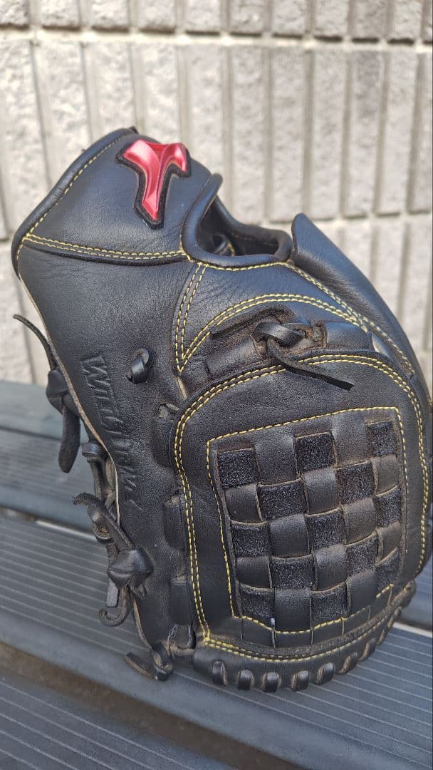 MIZUNO　ミズノ WILLDRIVE RED 投手向け サイズ11　硬式仕様