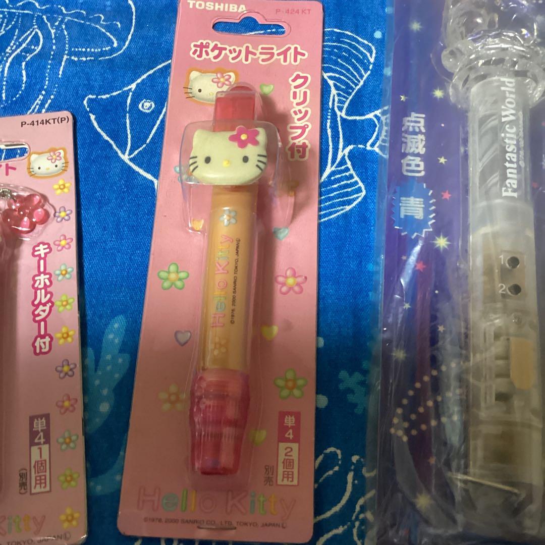 3777ハローキティポケットライト、光るステッキ