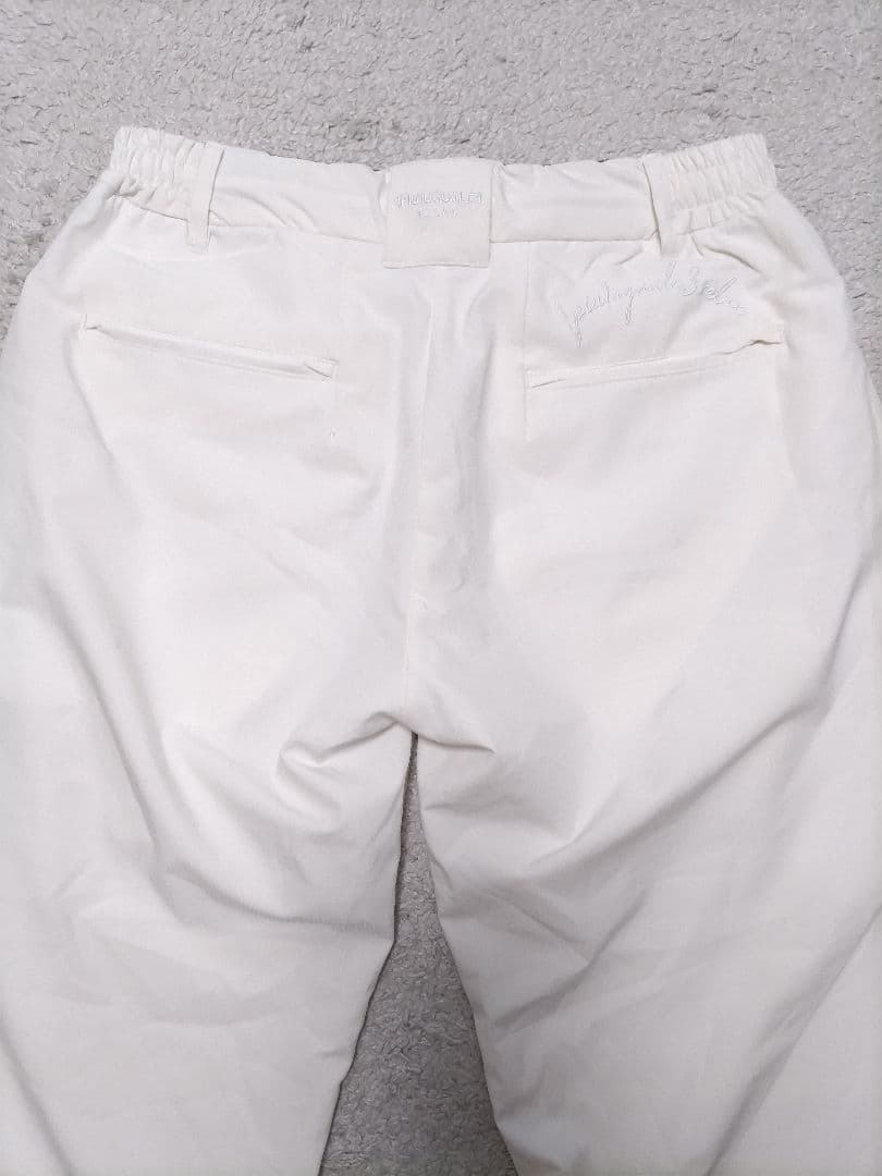 ウノピゥウノウグァーレトレ ゴルフ ストレッチ　パンツ　白