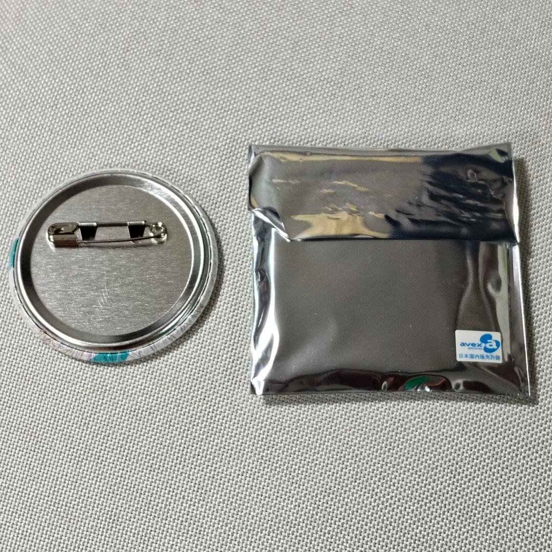 ユーリ!!! on ICE アニメ原画缶バッジ ヴィクトル