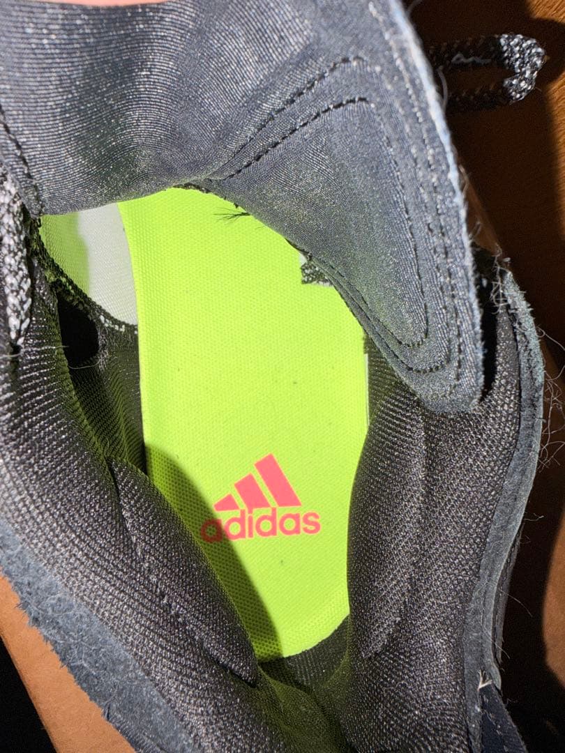 adidas Dame6 スニーカー