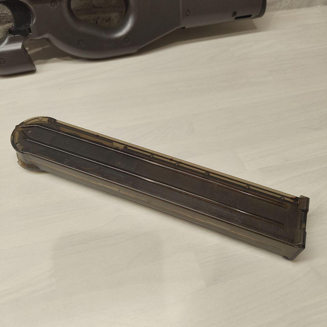 東京マルイ 電動ガン P-90 ※ジャンク