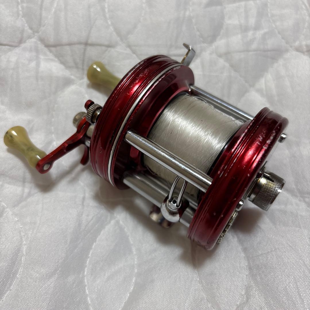ABU Ambassadeur 5000 中古