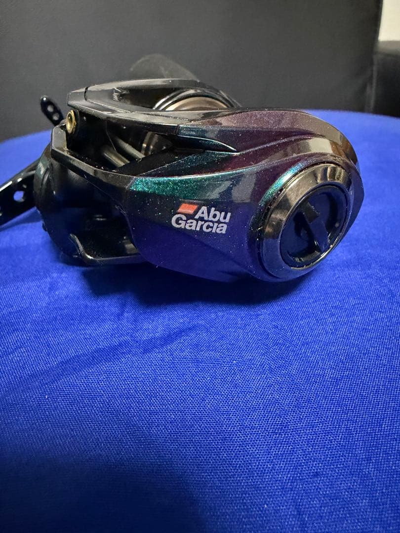 Abu Garcia REVO ULTRACAST BF8 ベイトリール中古美品