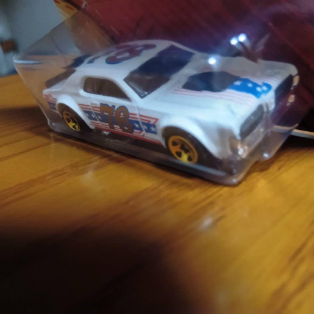 【4台】ホットウィール　スターズ& ストライプス　1/64