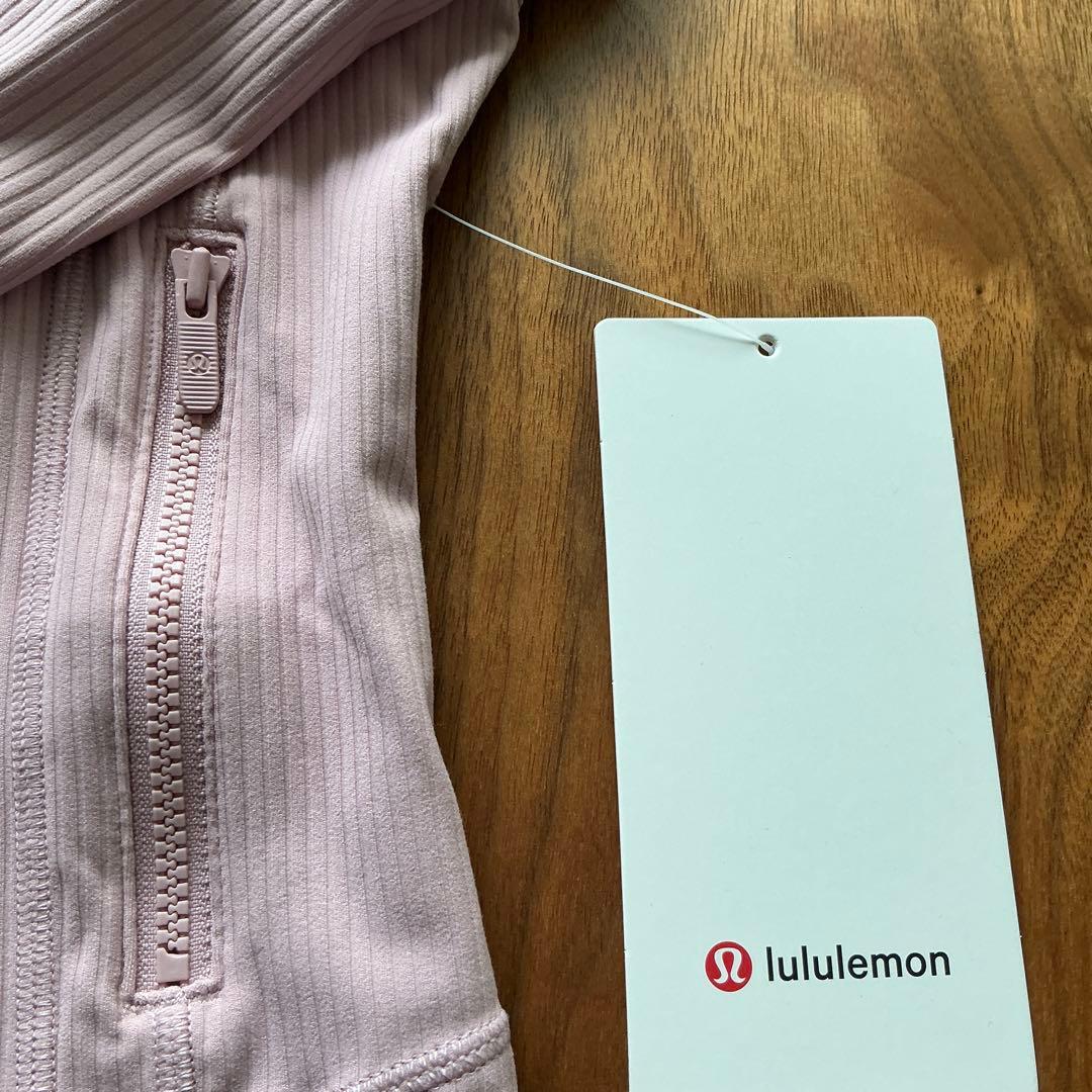 新品未使用！lululemon Define クロップリブNulu ピンク4
