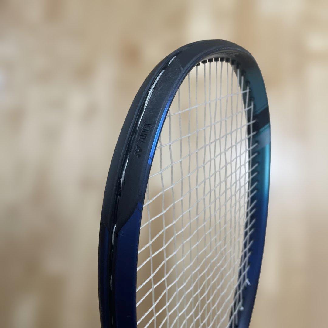 YONEX テニスラケットEゾーン105