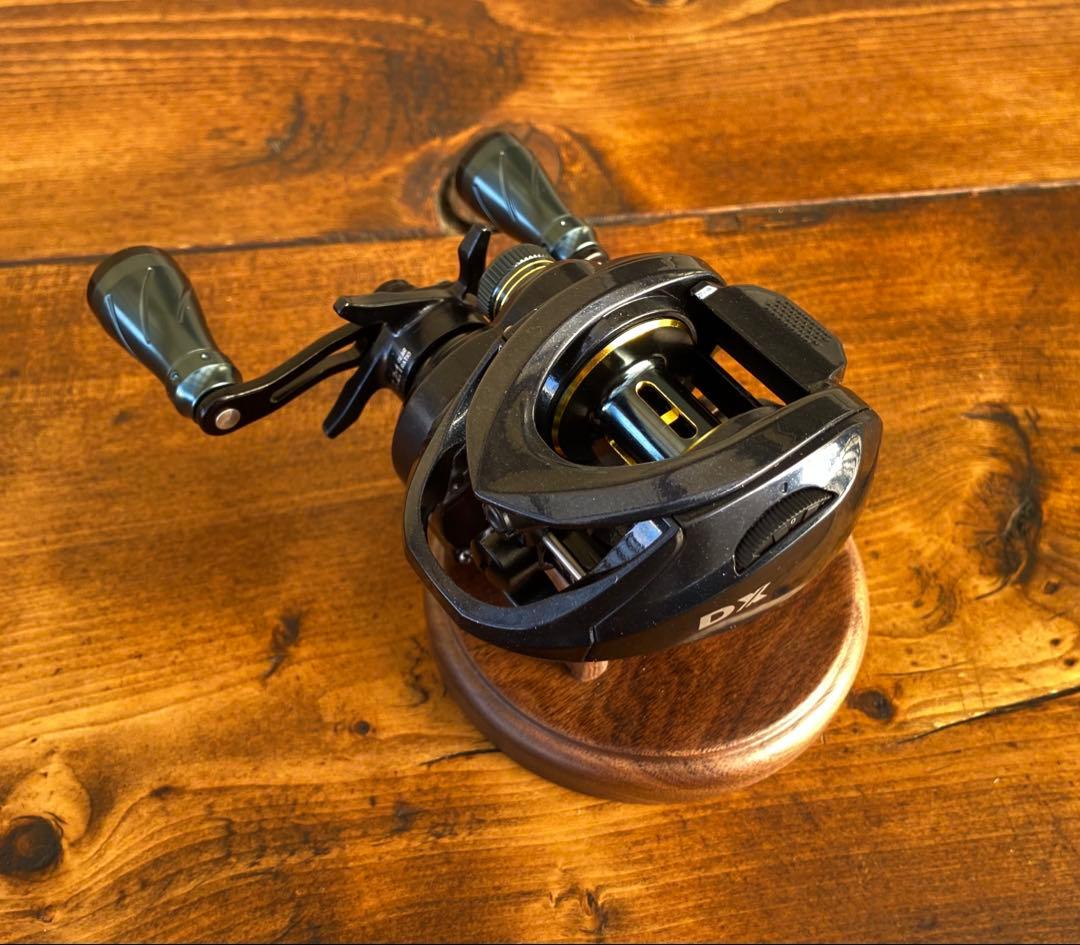 ベイトリール　バス釣り　左ハンドル　ネイビー　ハイギア　スプール径30mm 渓流