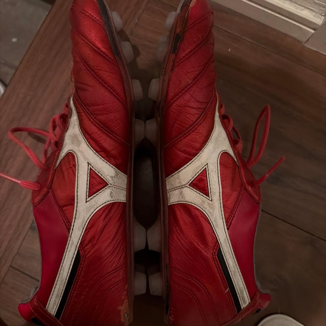 Mizuno Morelia 50周年限定カラー赤