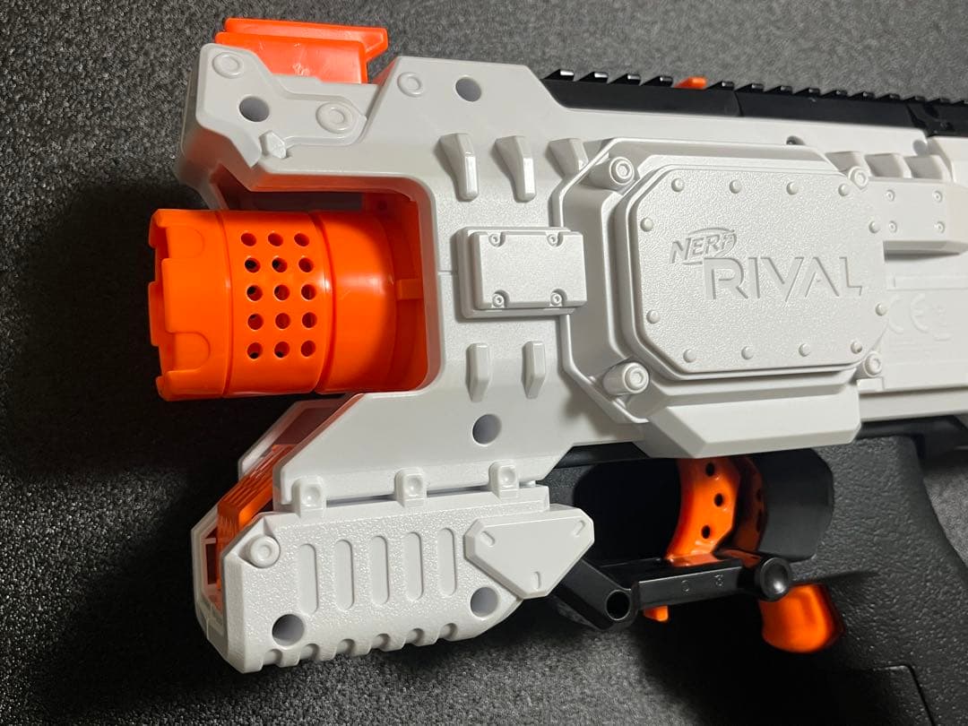 ナーフ ライバル RIVAL ヘラ Hera ＆ マガジンクリップ セット