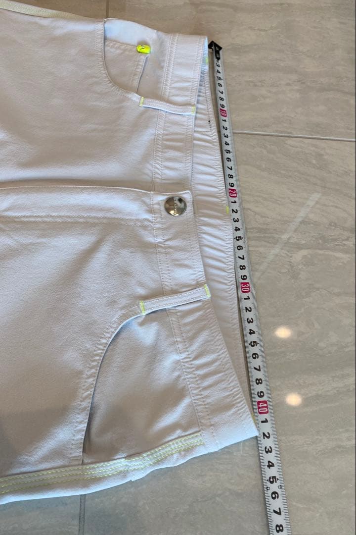MARK&LONA ホワイトパンツ Size50