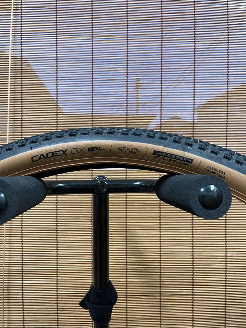 CADEX GX チューブレスタイヤ 700 x 40C 2本セット