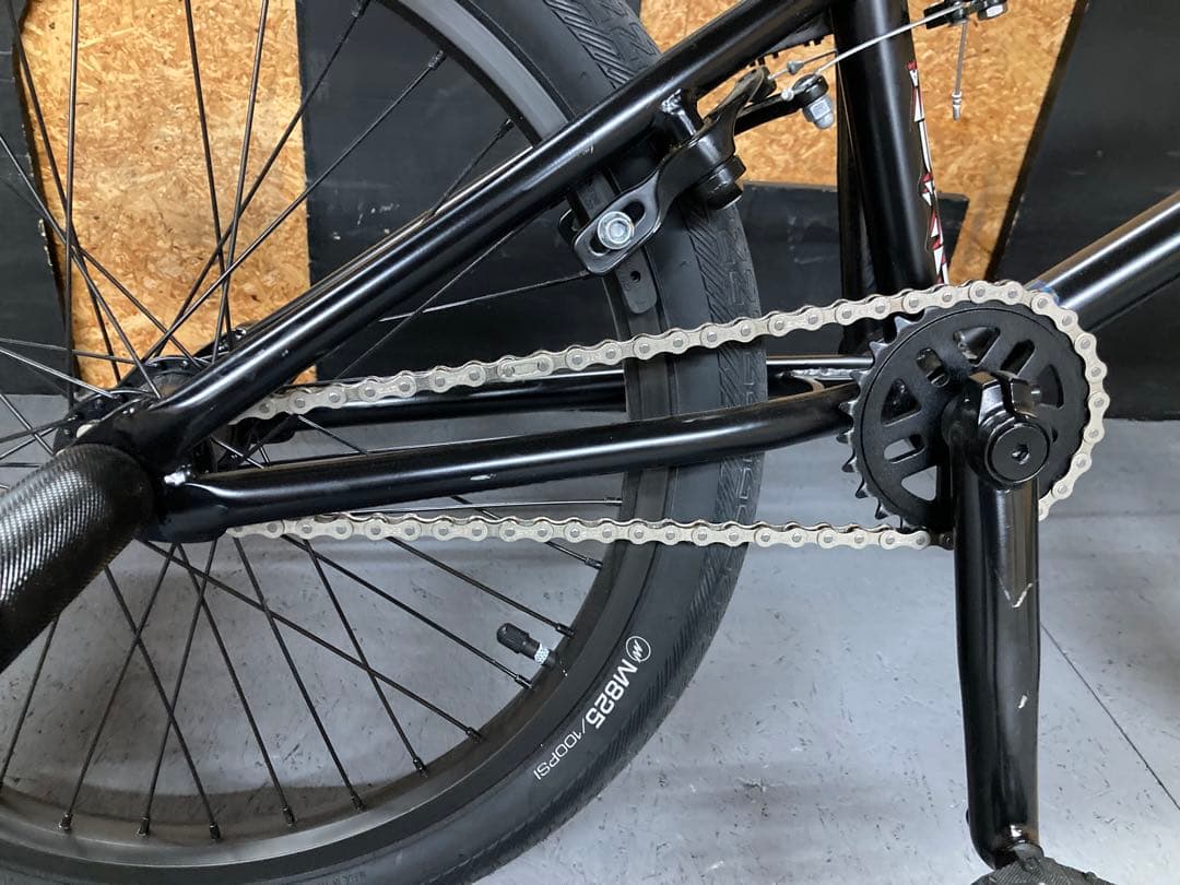 MOTELWORKS 「モーテルワークス」 AUX:E 2024年モデル BMX