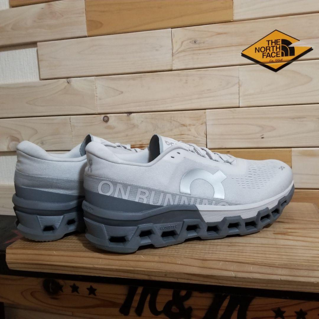 美品　On　オン Cloudmonster 2 Frost | Rock　28