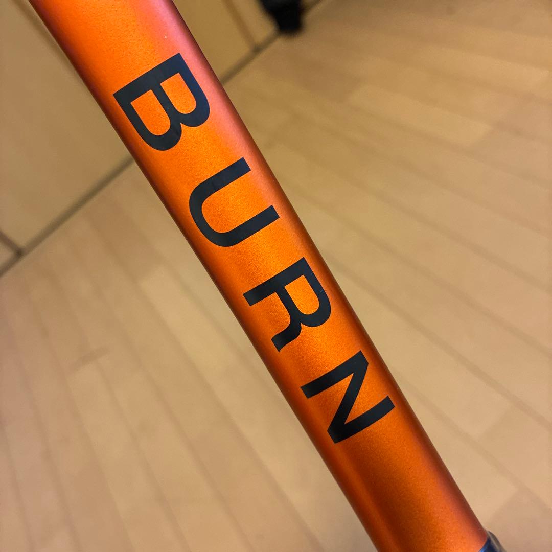 Wilson BURN V5 テニスラケット 100サイズ