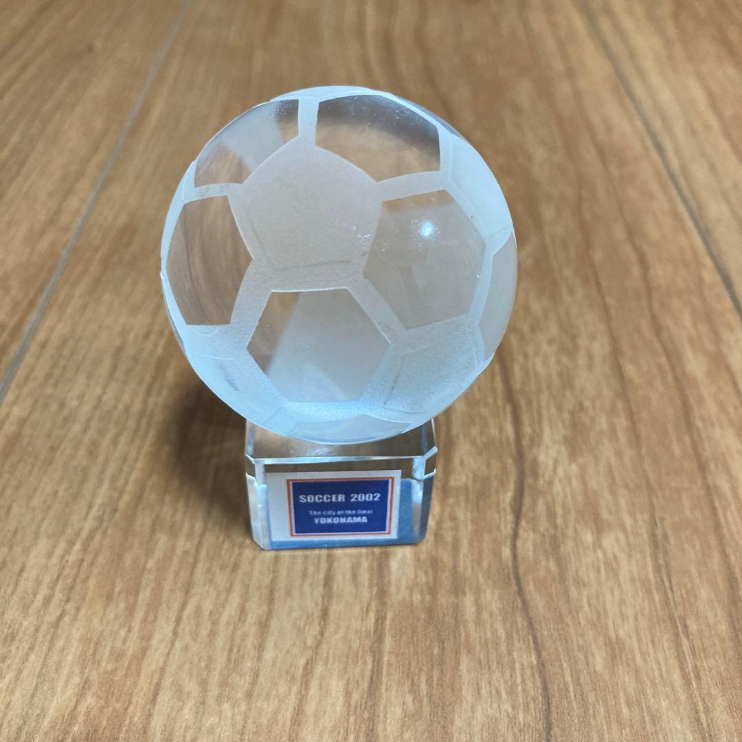 ワールドカップ　記念グッズ　クリスタルサッカー