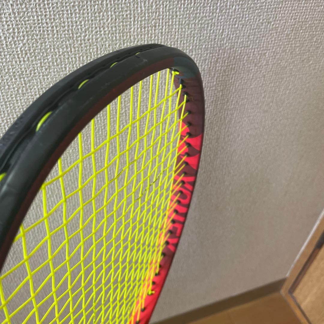 週末のみ値下げ【美品】ヨネックス　ブイコア100 2022モデル　Ｇ2