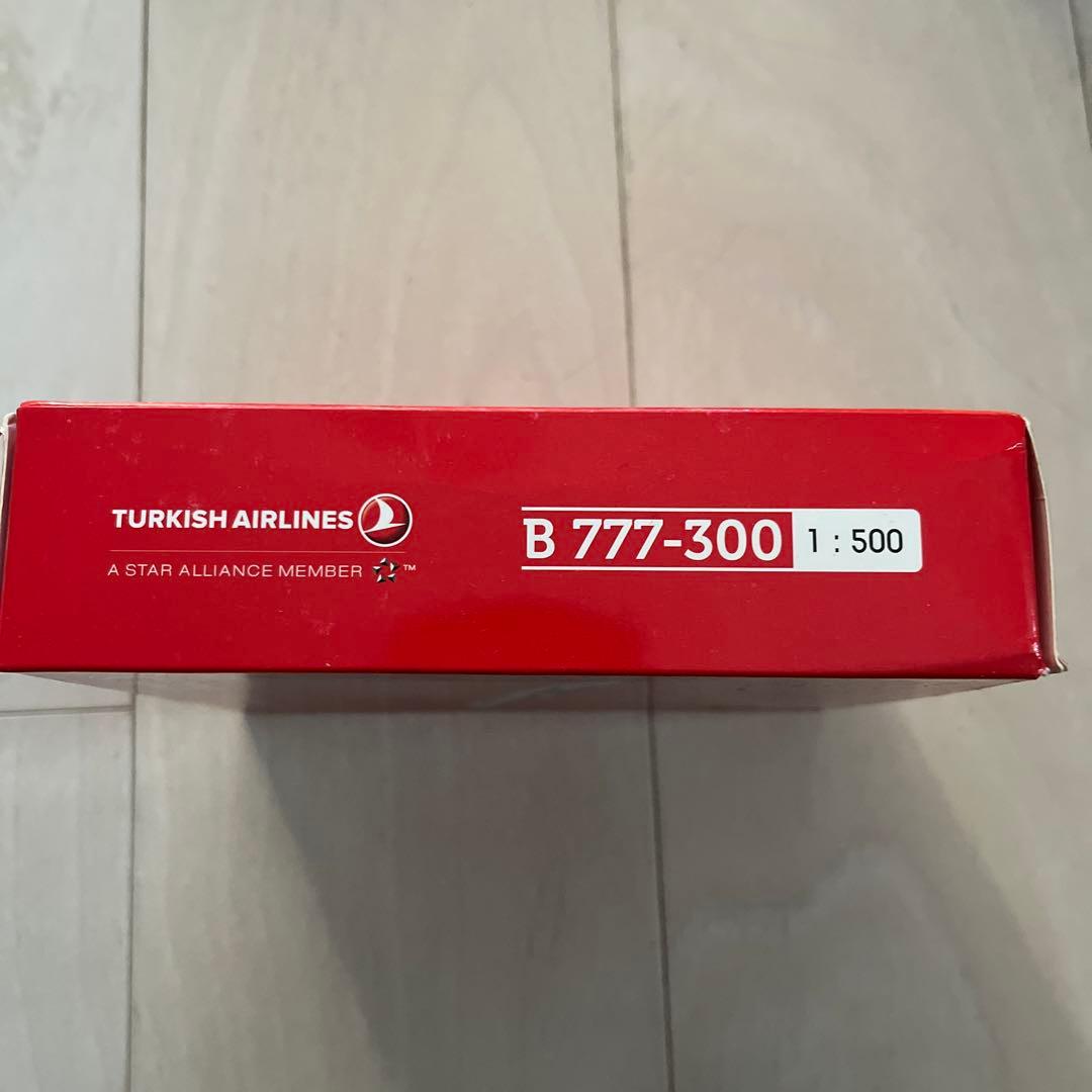 Turkish Airlines B777-300 ミニチュア模型