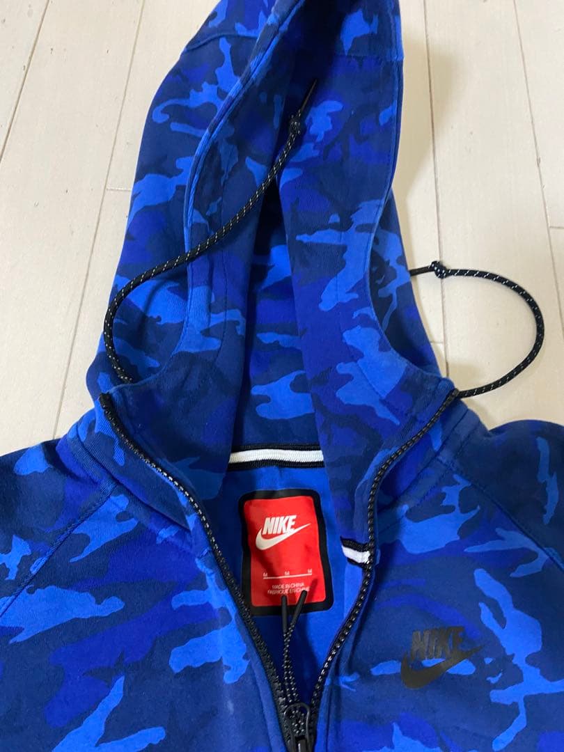 ナイキテックフリース　セットアップMブルーカモ