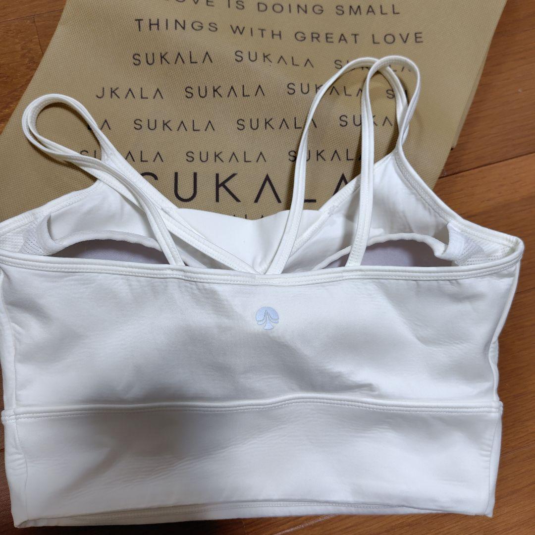 SUKALA フラワーブーケブラトップ S ホワイト ライラック