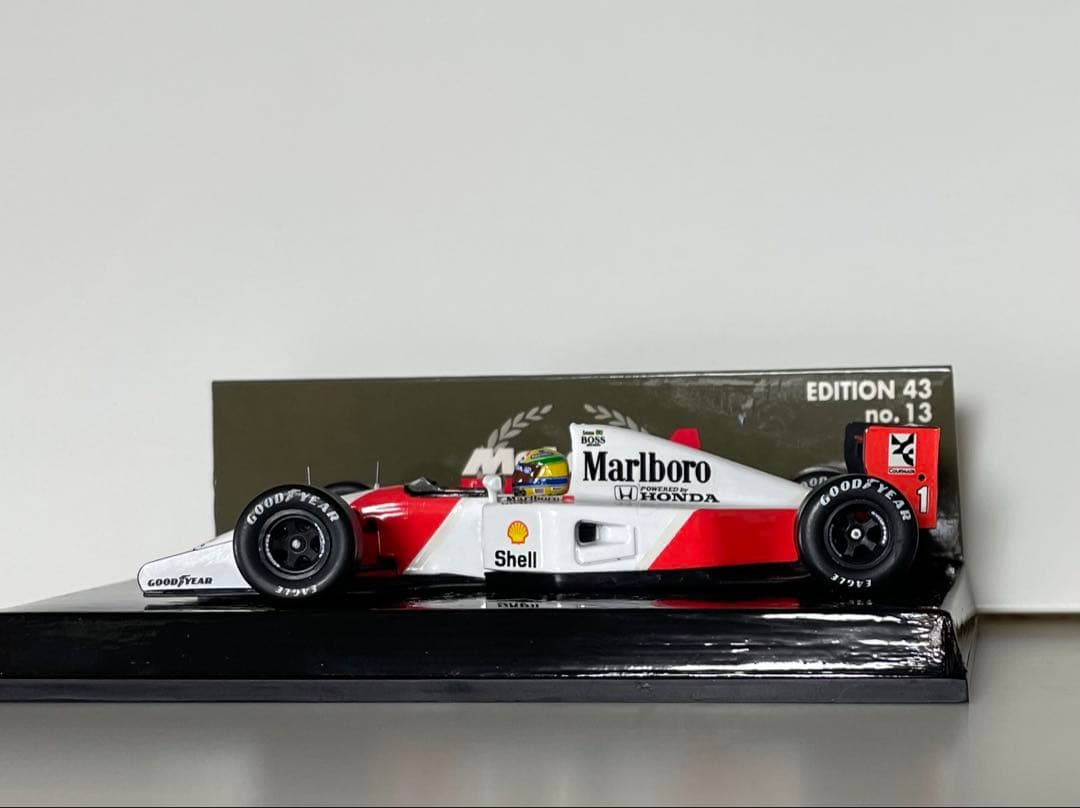 1/43 マクラーレン・MP4/7 セナ　マルボロ仕様1992年 F1 ixo?