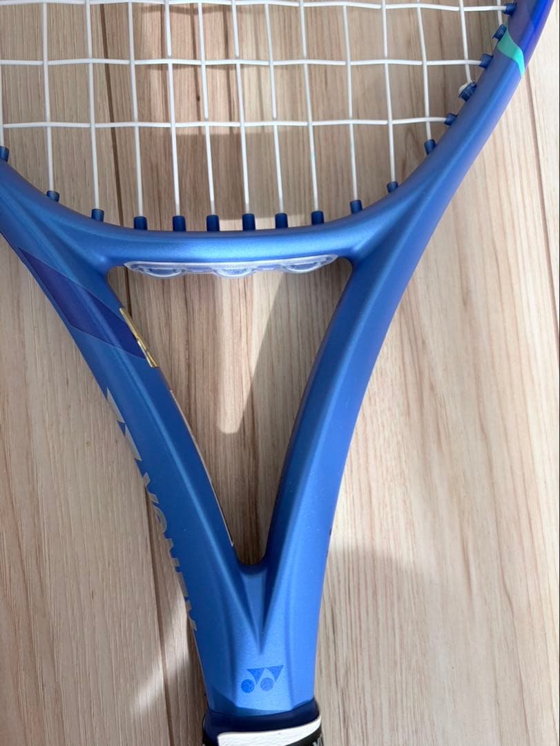 YONEX/ヨネックス　EZONE 100TOUR テニスラケット　G3