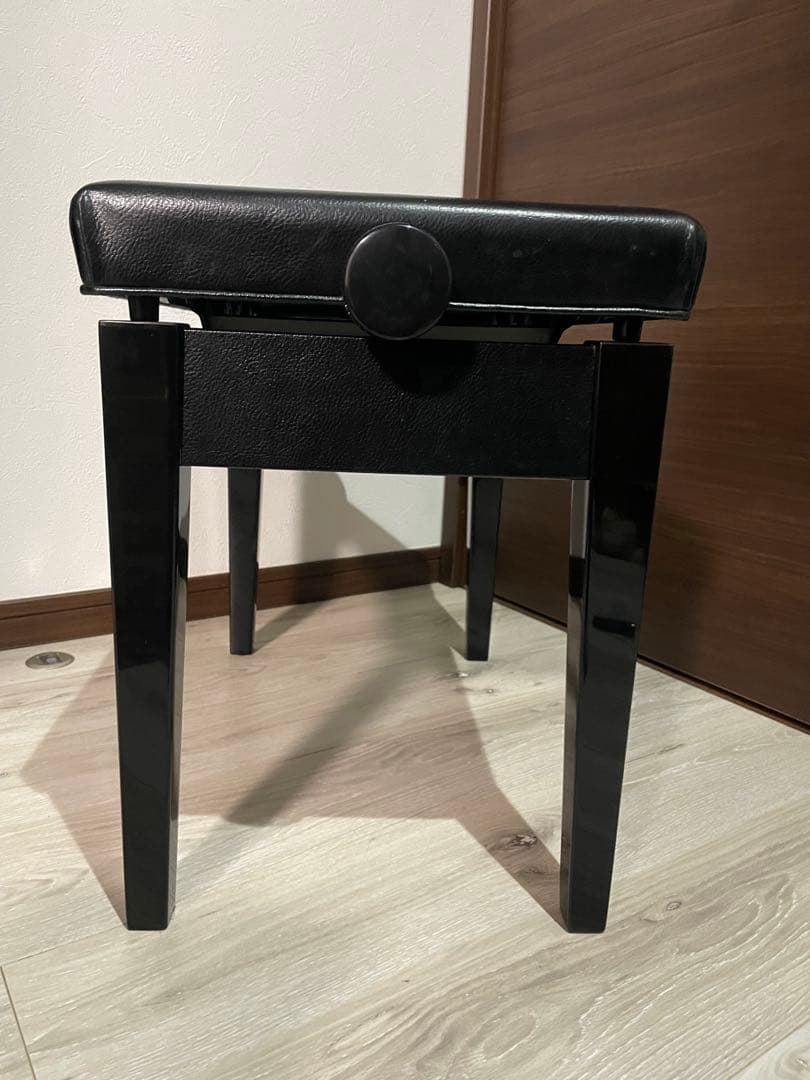 中古美品 YAMAHA.ピアノ椅子.ブラック NO.51