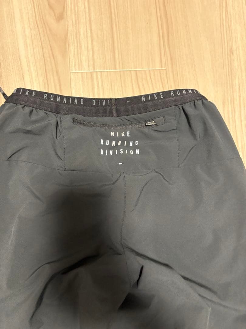 Nike ランニングパンツ　ディヴィジョン　フェノムエリート　ヴェイパーフライ