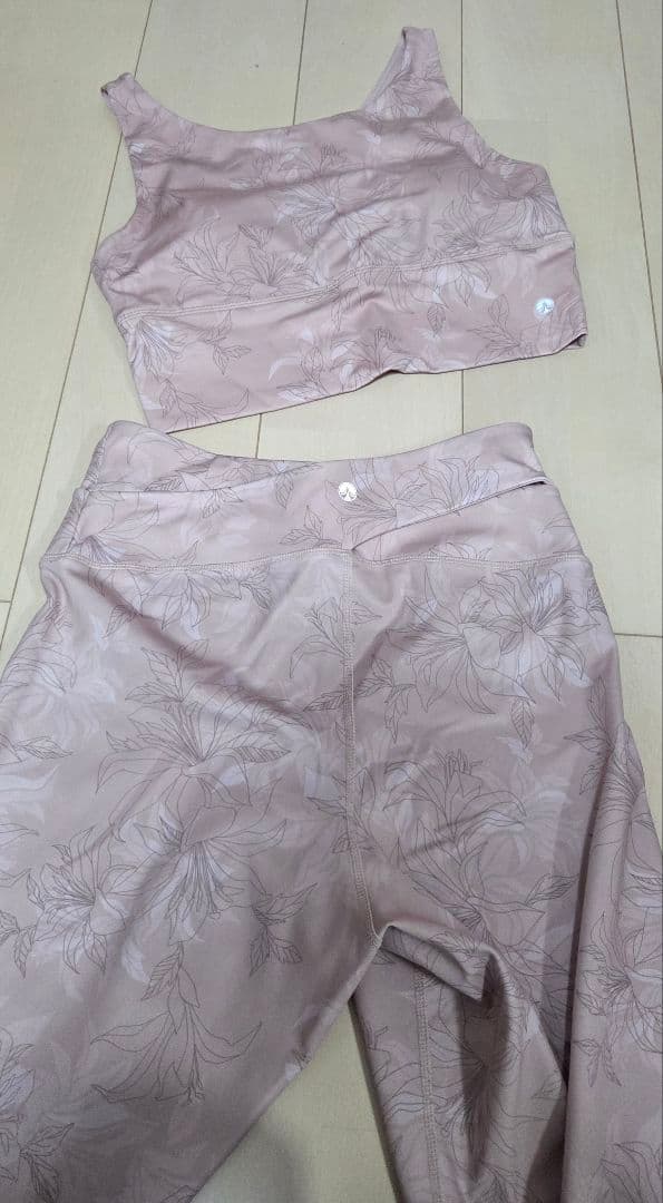 LAVA SUKALA 花柄リーフ　セットアップ　L