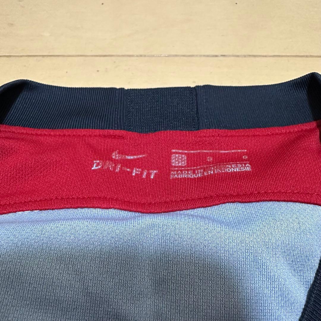 鹿島アントラーズ Nike シャツ 赤・紺