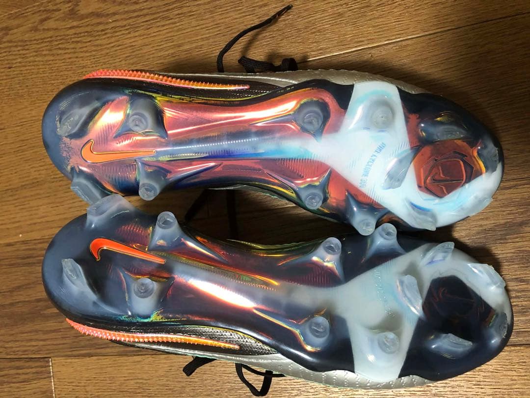 Nike Phantom サッカーシューズ