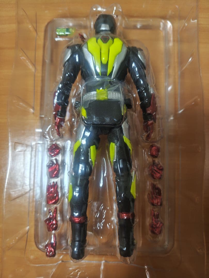 フィギュアーツ 仮面ライダーゼロツー 或人ver.【胸部パーツ交換済み】