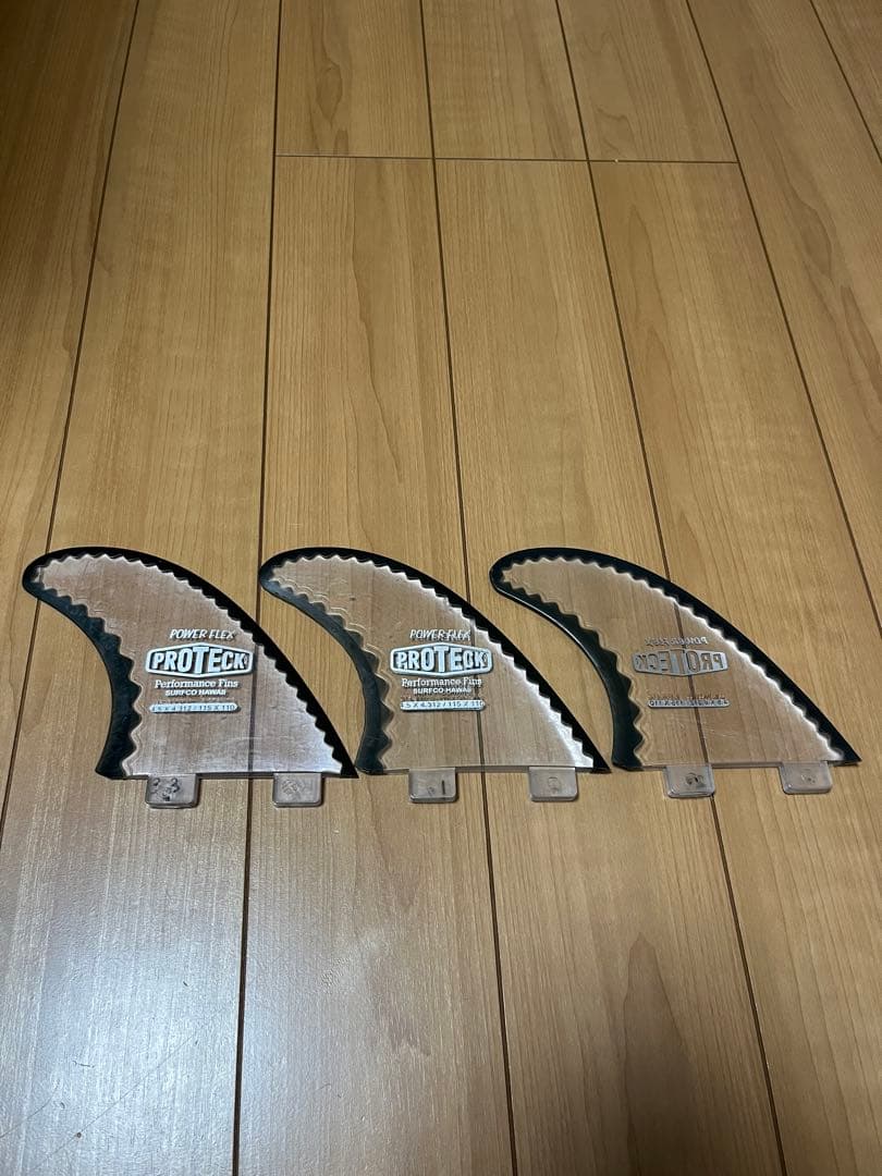 PRO TECK Performance Fins 3枚セット+FCS2パーツ有