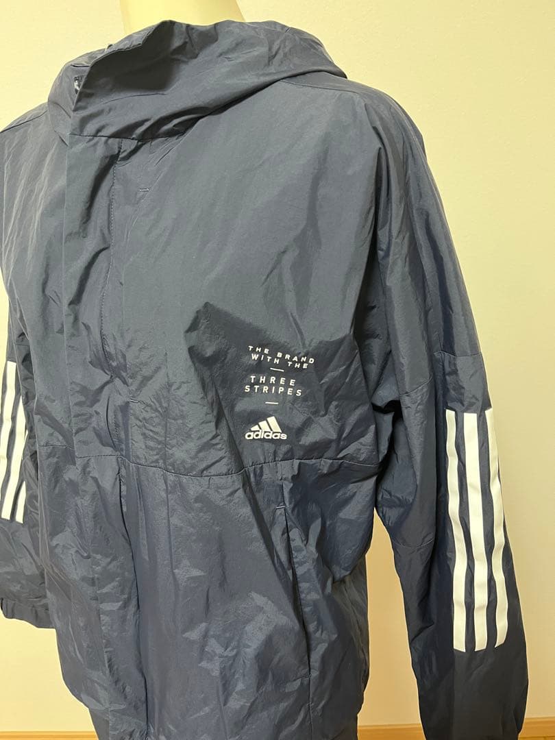 adidas ウィンドブレーカー　上下セット