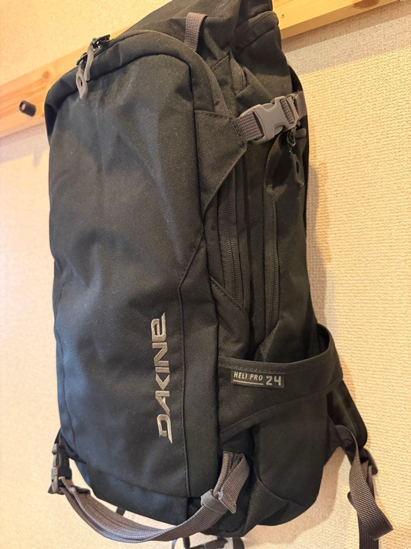 DAKINE HELI PRO 24 ブラック