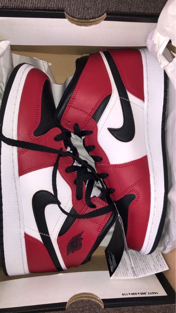 シューズ(男性用) NIKE AIR JORDAN 1 MID(GS)