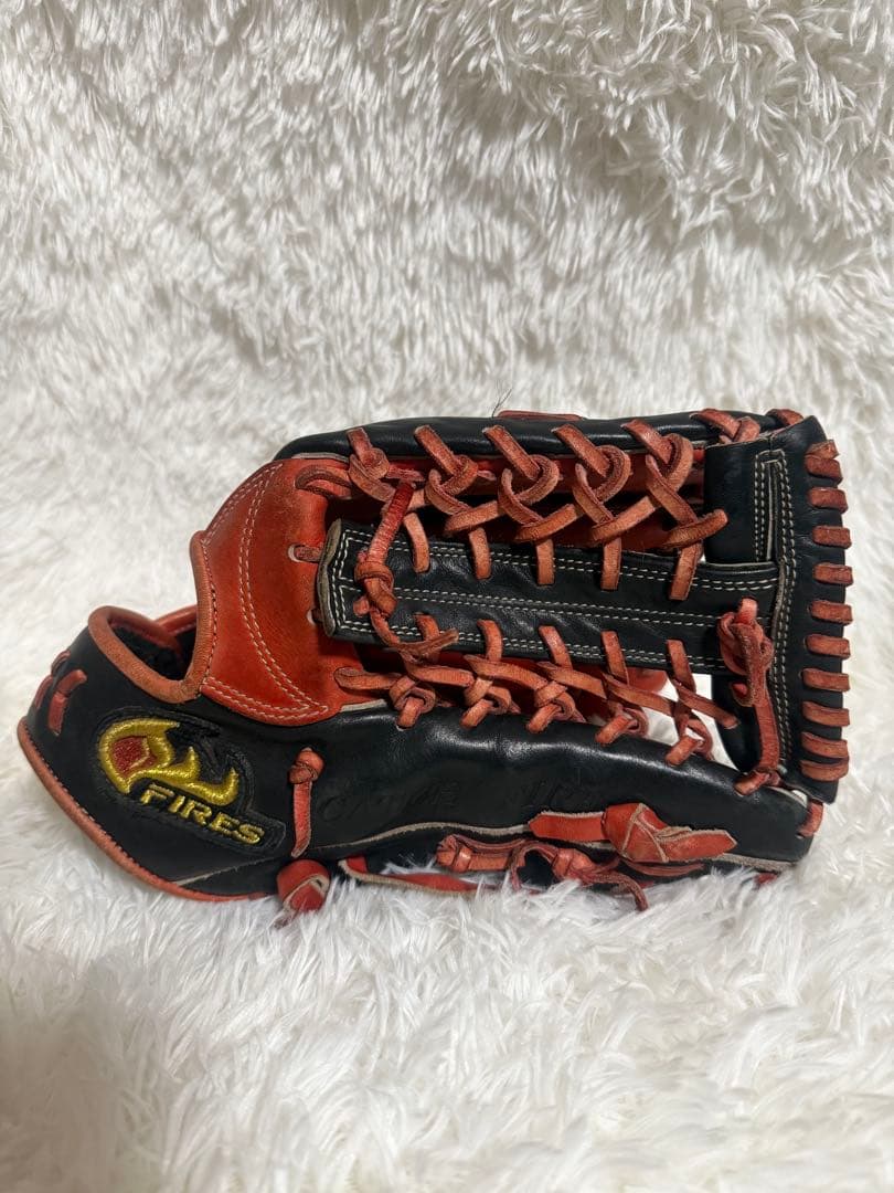FIRES 軟式外野用グローブ 赤黒
